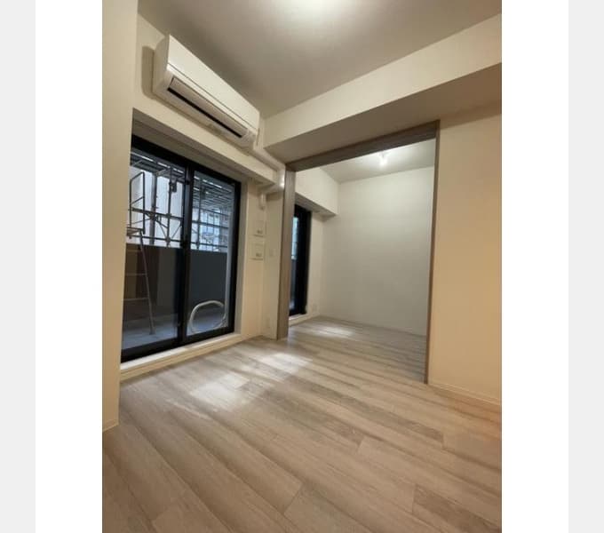 Room image 16