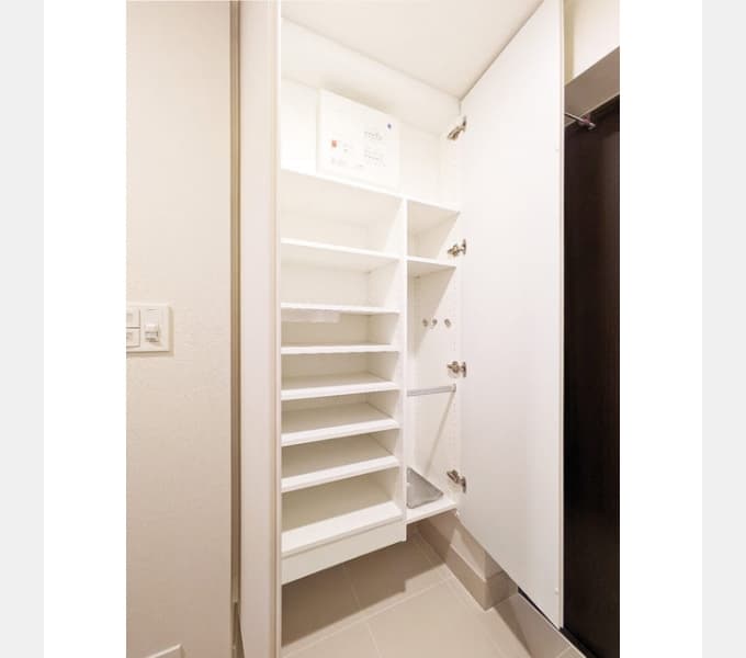 Room image 13