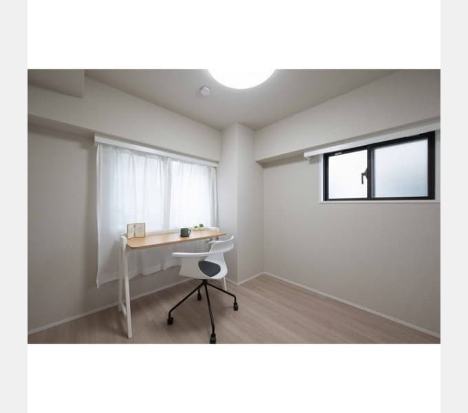 Room image 12