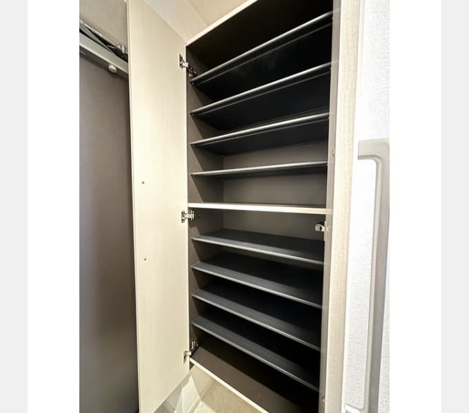 Room image 13