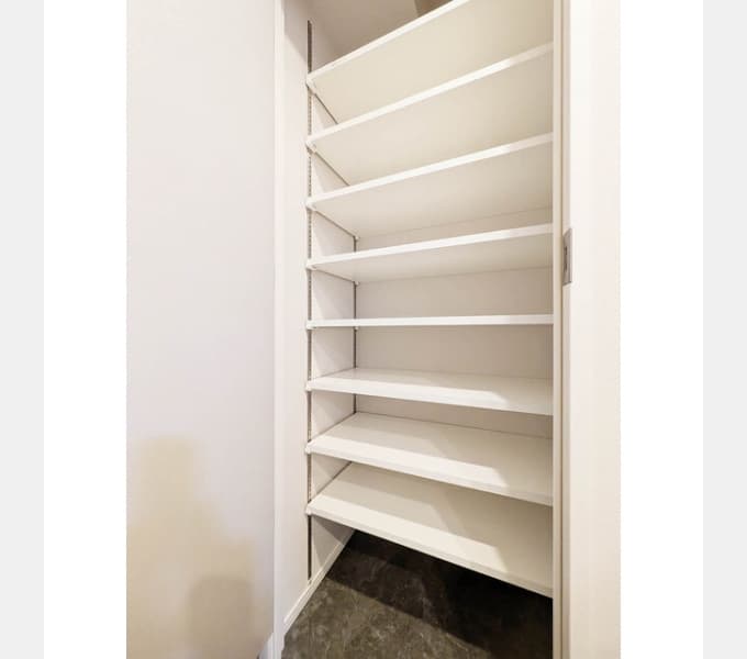 Room image 13