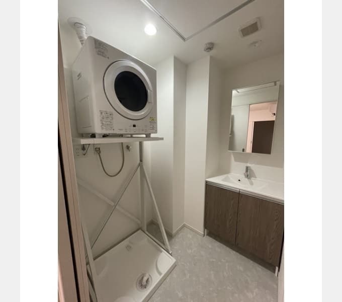 Room image 11
