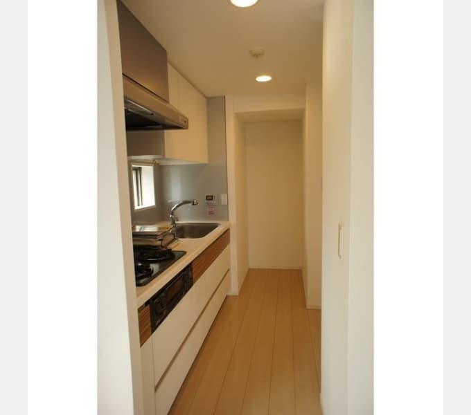 Preview interior of Lugente Takanawadai