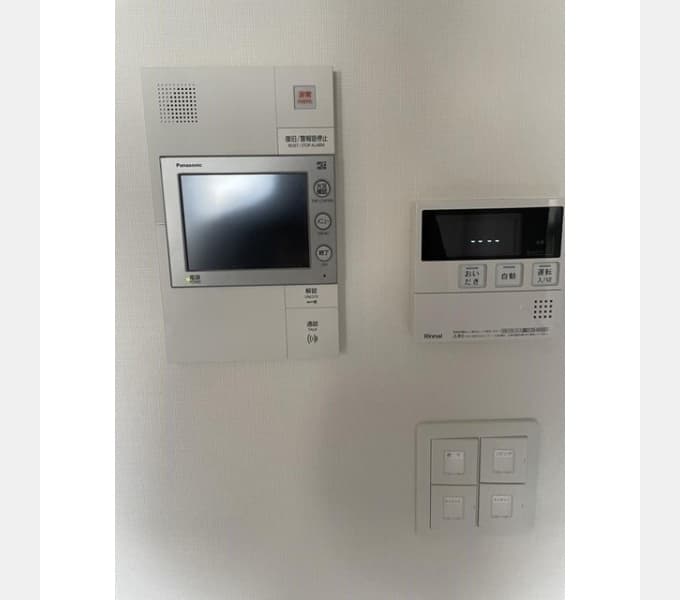 Room image 11