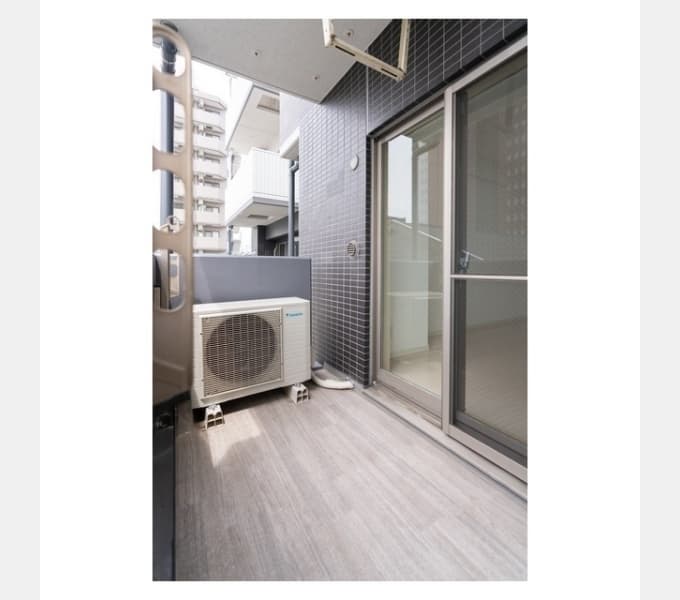 Room image 13