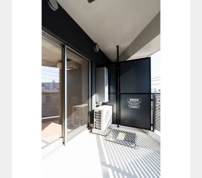 Room image 10