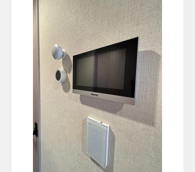 Room image 12