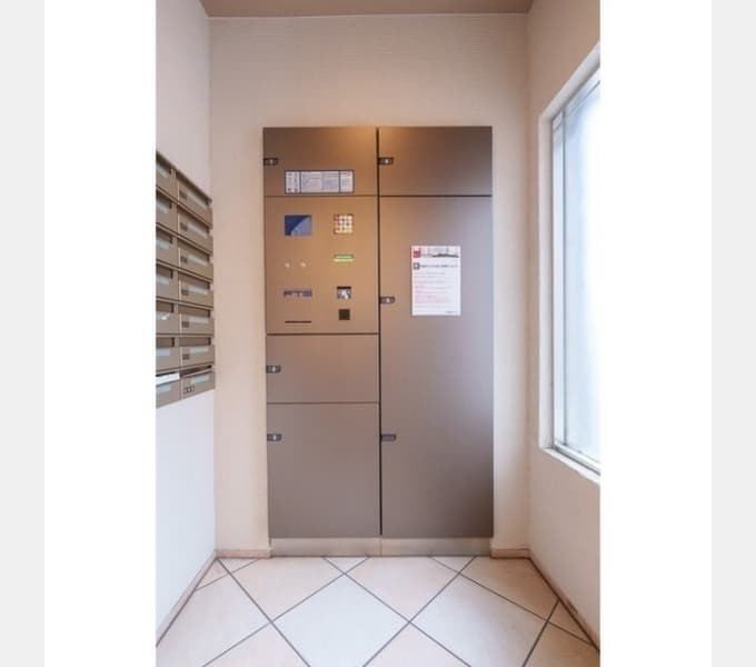 Room image 16