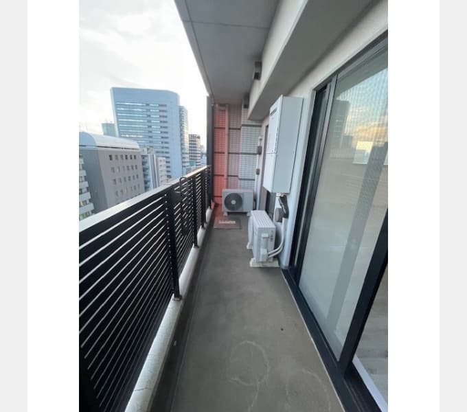 Room image 12
