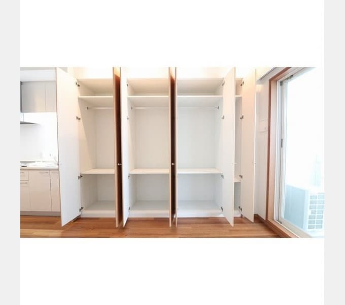 Room image 9
