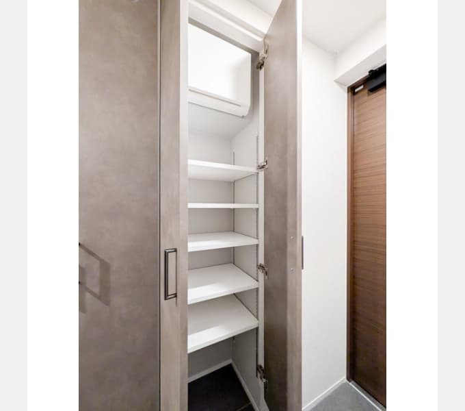 Room image 14