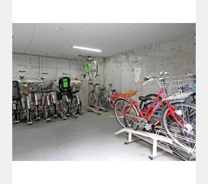 Room image 12