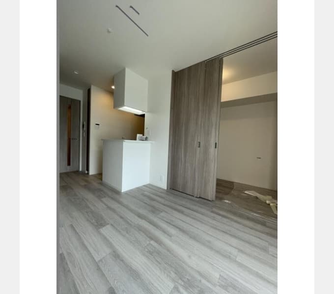Room image 11