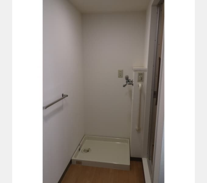 Room image 15