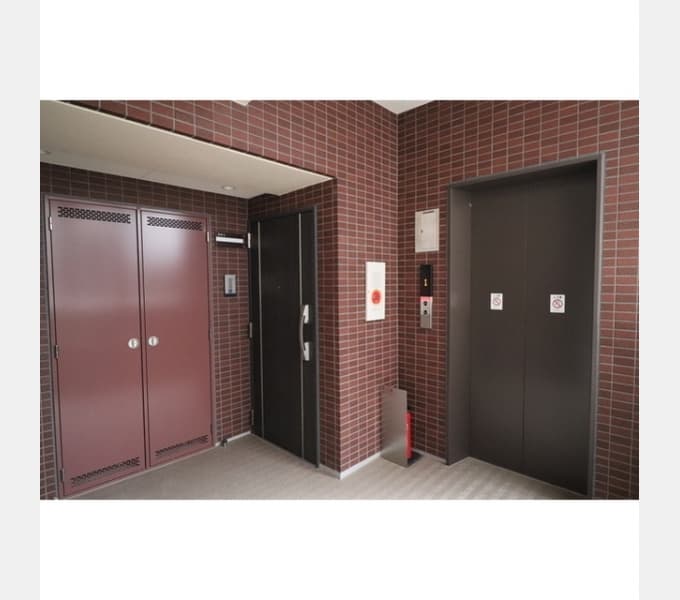 Room image 10