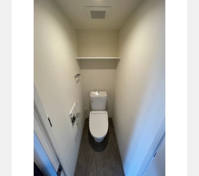 Room image 13