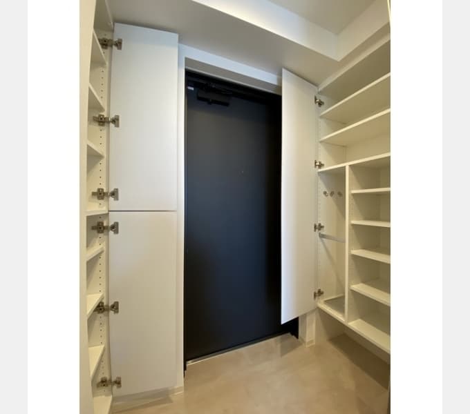 Room image 13