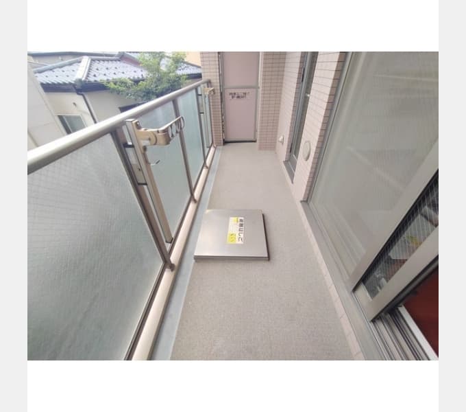 Room image 9