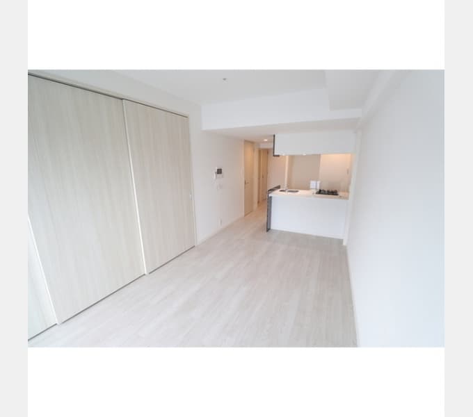 Room image 12