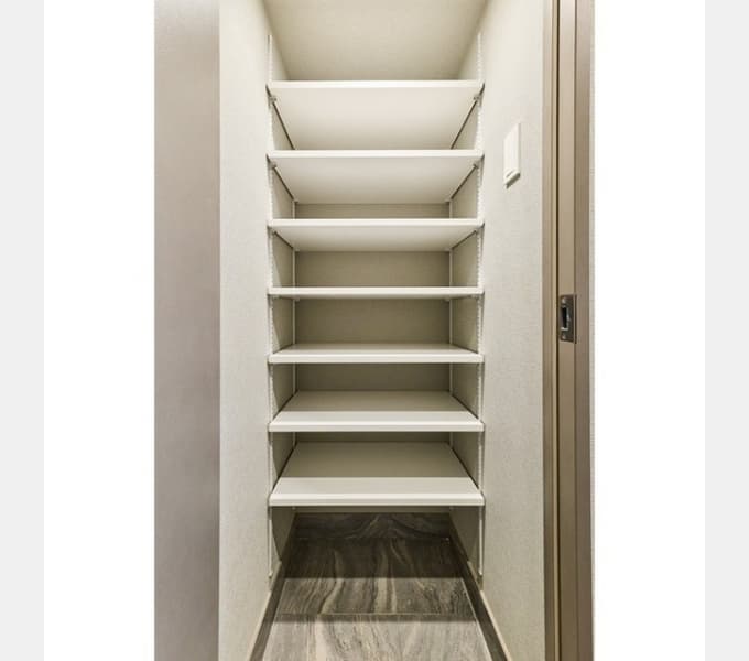 Room image 13