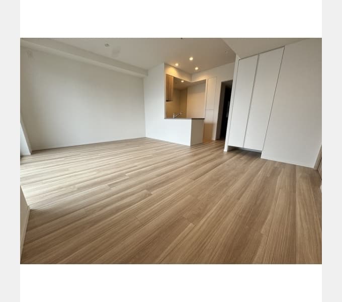 Preview interior of Makuhari Bay Park Rise Gate Tower