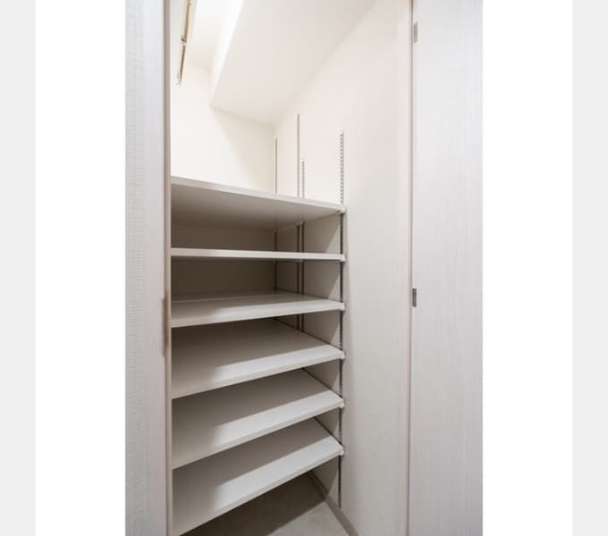 Room image 13