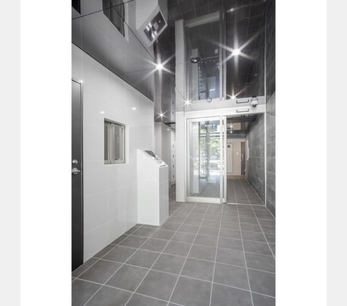 Room image 15