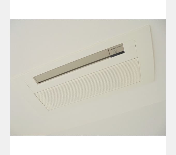 Room image 13