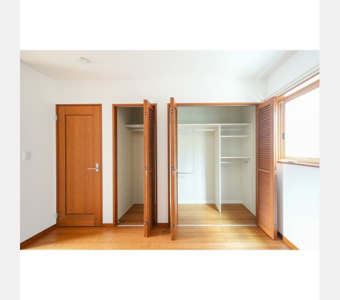 Room image 16