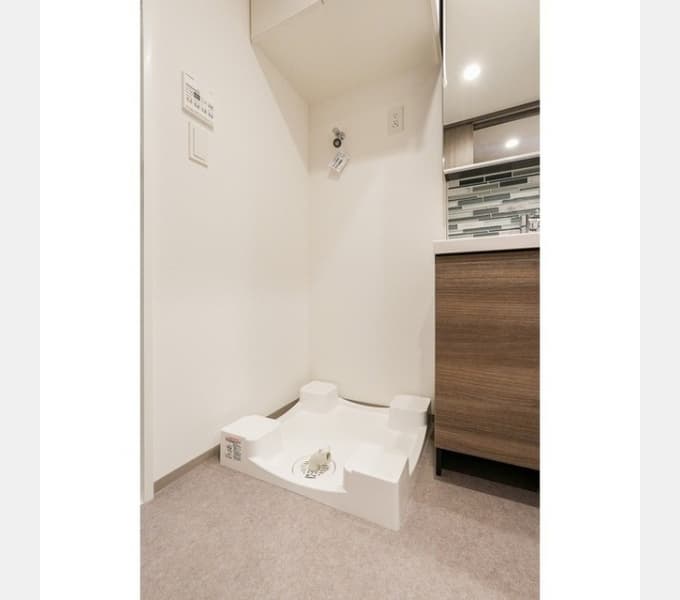 Room image 15