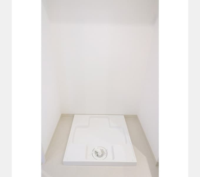Room image 13
