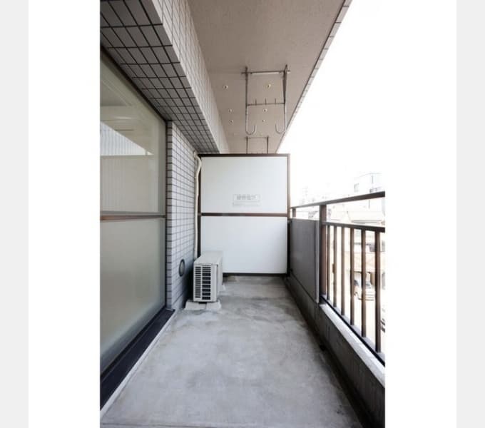 Room image 13