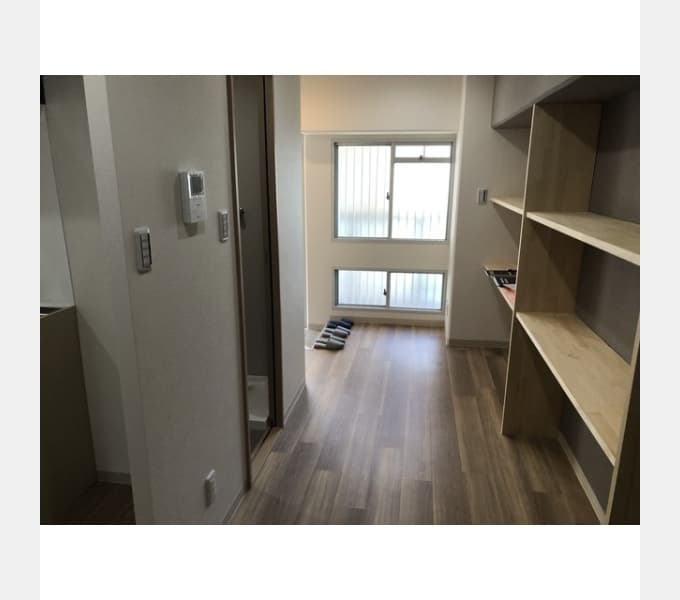 Room image 13