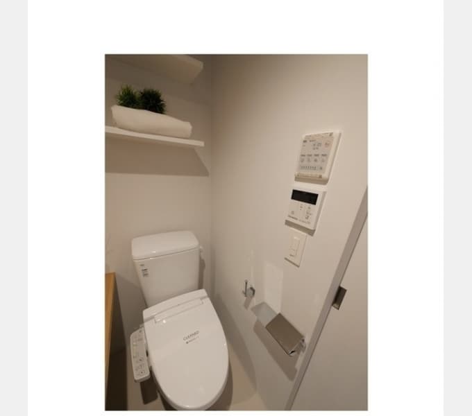 Room image 15