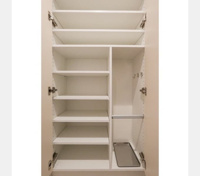 Room image 14