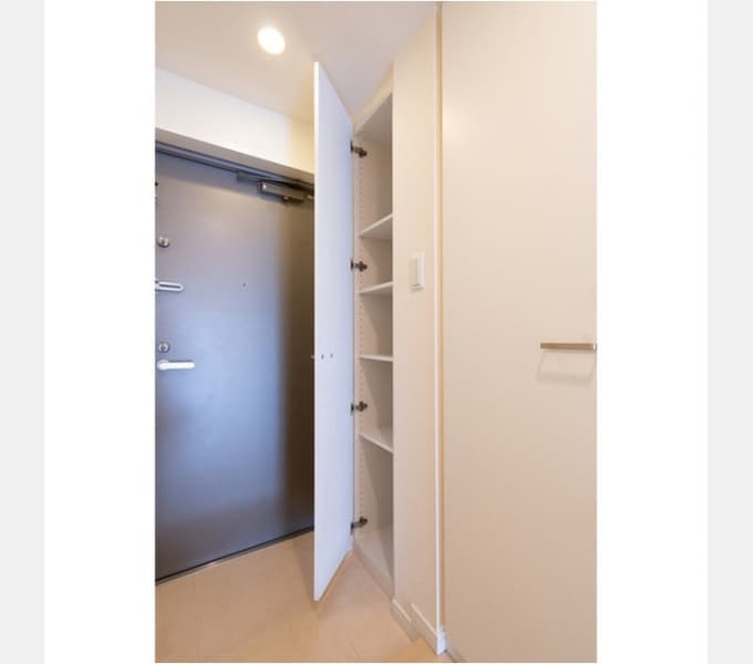 Room image 11