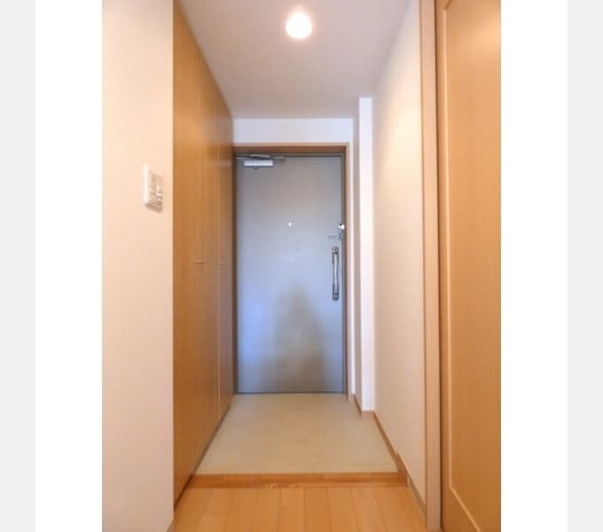 Room image 12