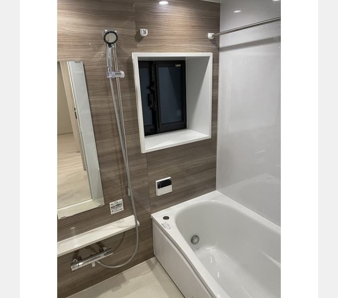 Room image 11