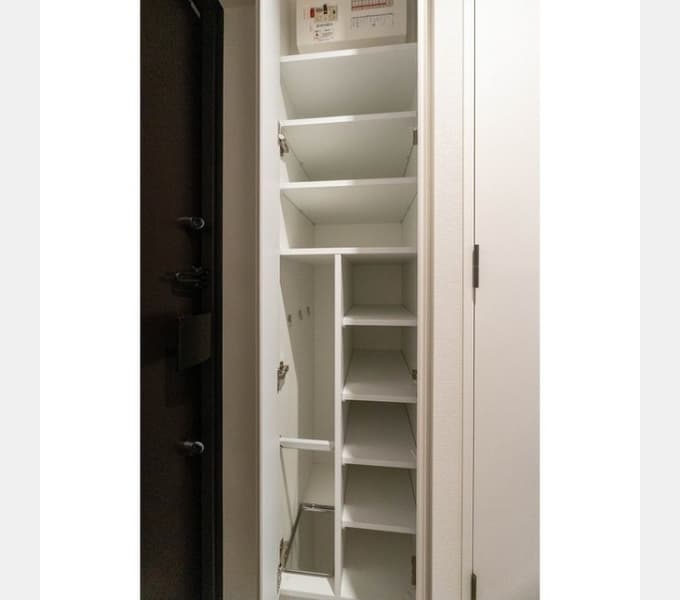 Room image 13