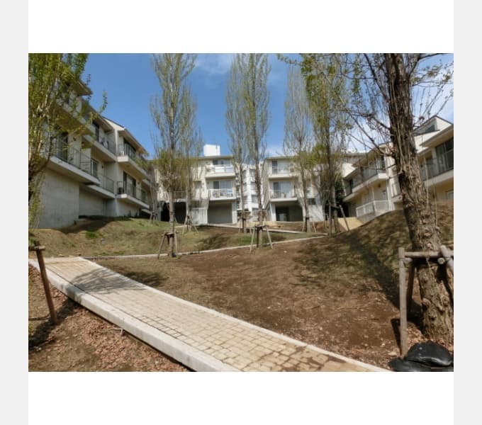 Main exterior of Center Court