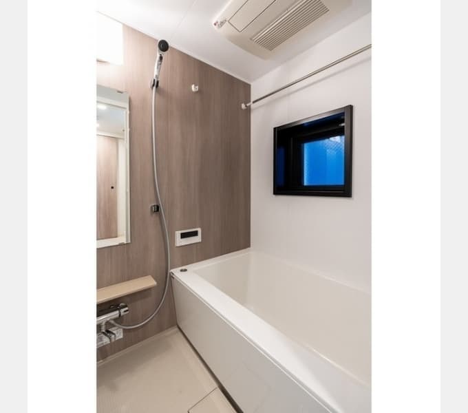 Room image 9