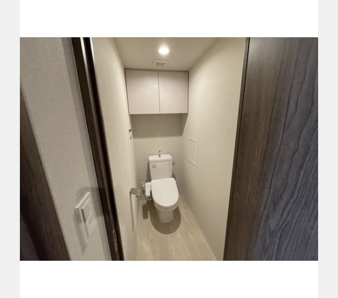 Room image 8