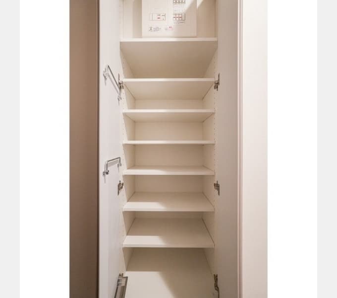 Room image 12
