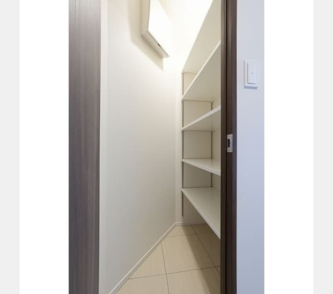 Room image 13