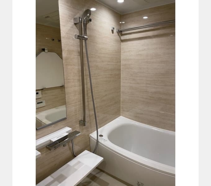Room image 14