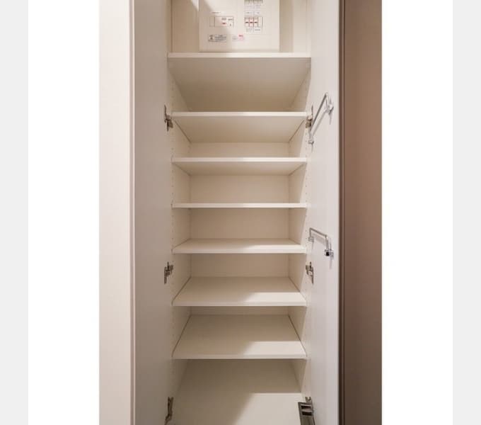 Room image 12