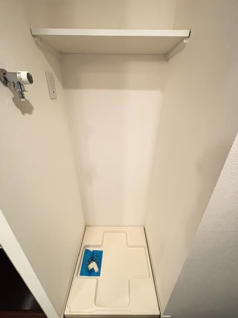 Room image 9