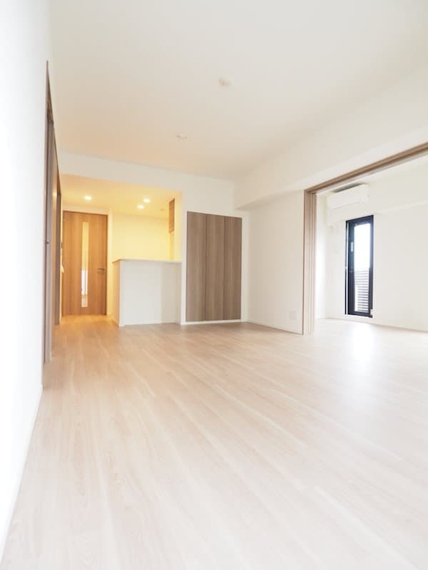 Room image 15