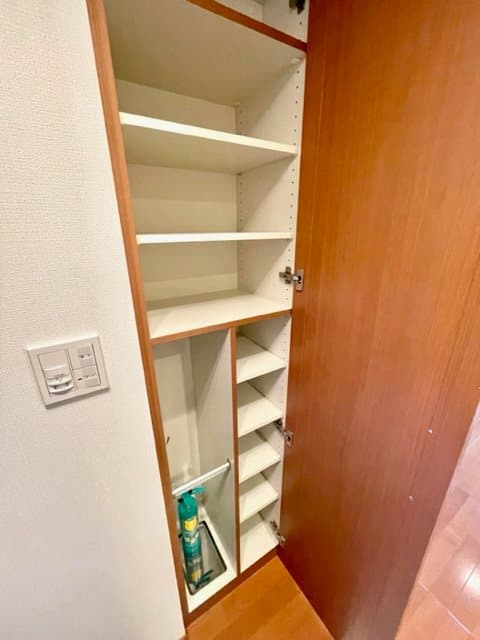 Room image 11