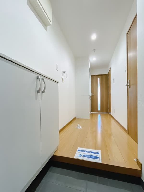 Room image 12